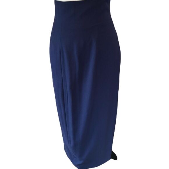 Richard Tyler Dresses & Skirts - Richard Tyler Vintage Navy Blue Wool Skirt | EUC | Stunning